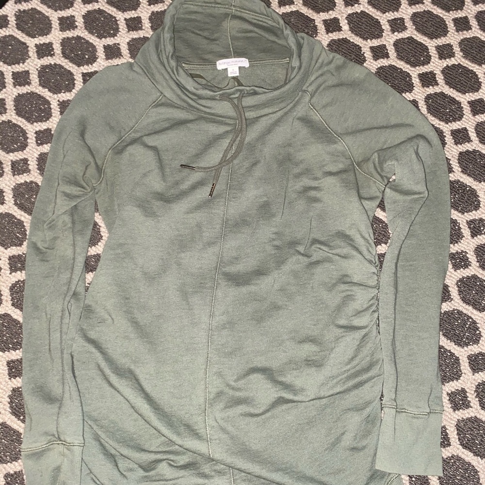 Maternity sweatshirt